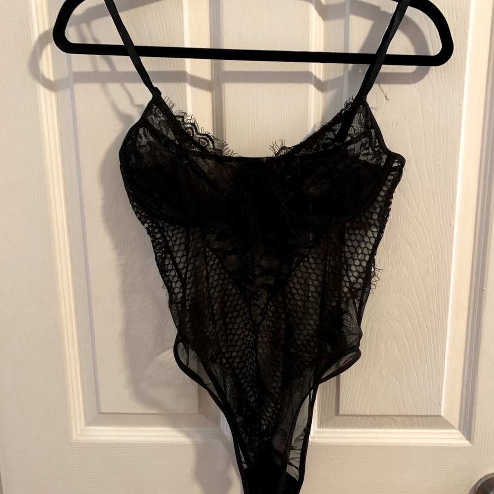 Nasty Gal Lace Body Suit - Picture 2 of 3